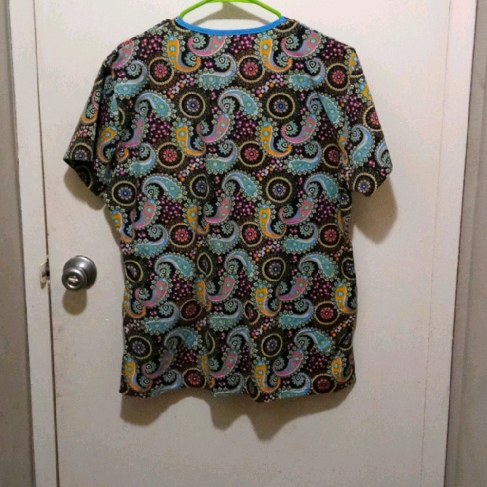 Scrub Top - Picture 4 of 4